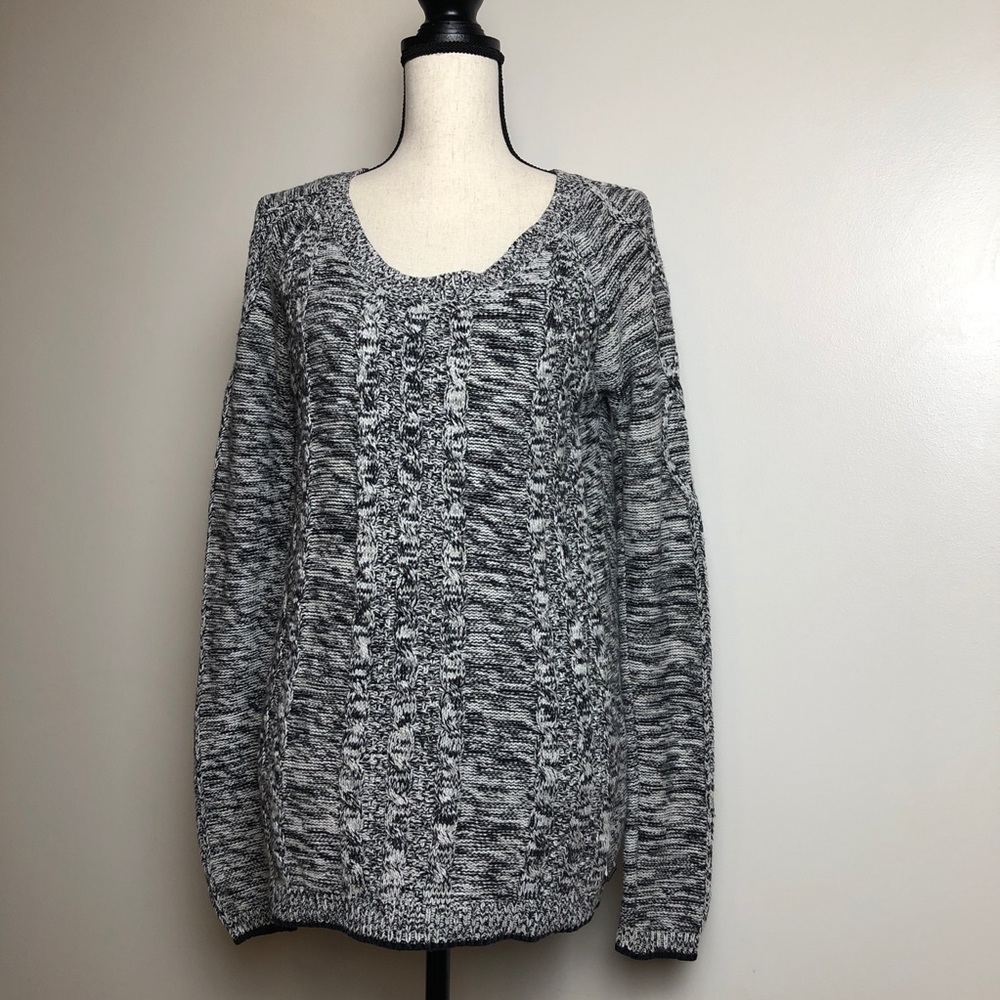 Volcom Pullover Sweater In Small - image 1